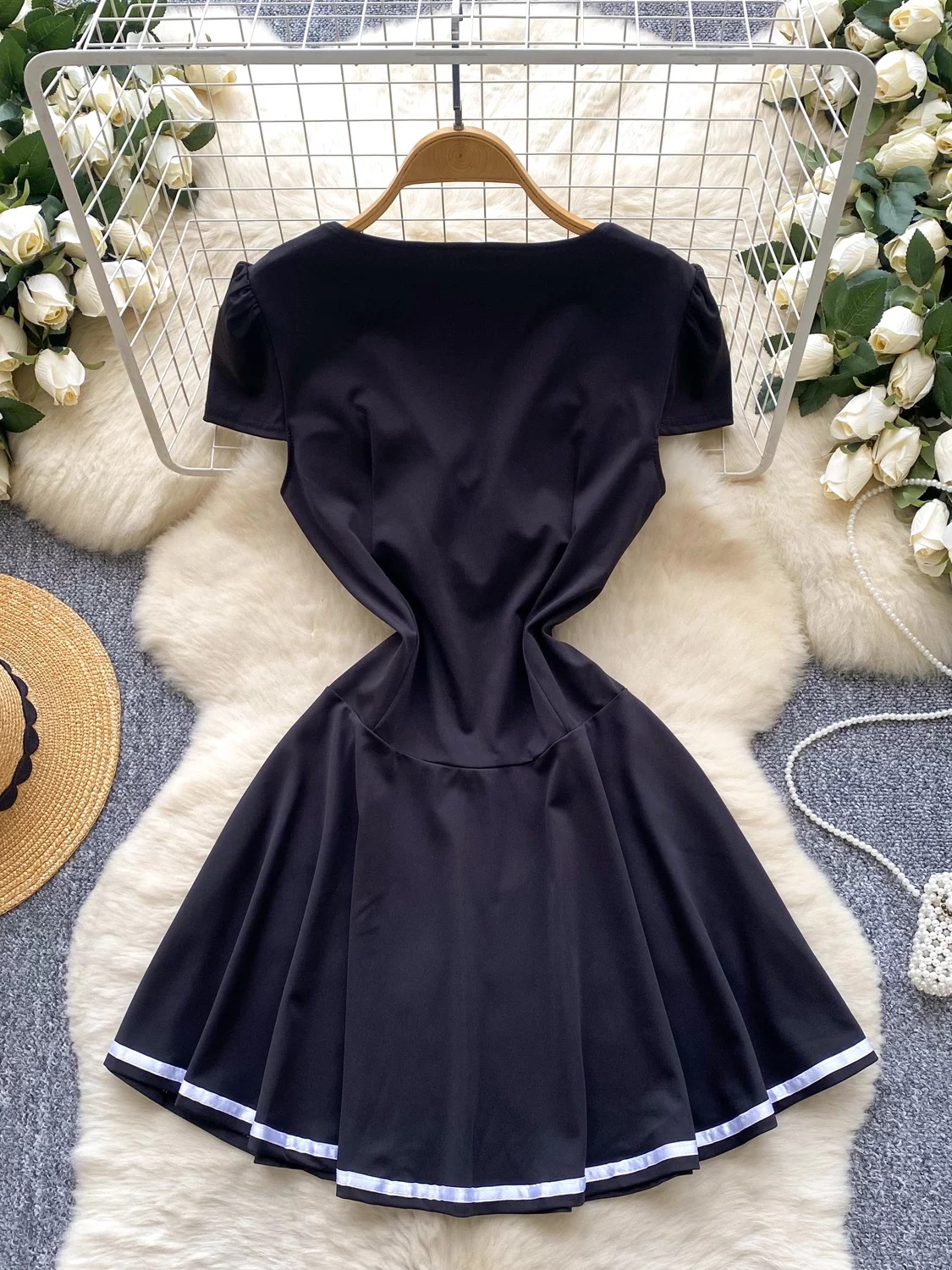 Playing big moves dress CD758 images
